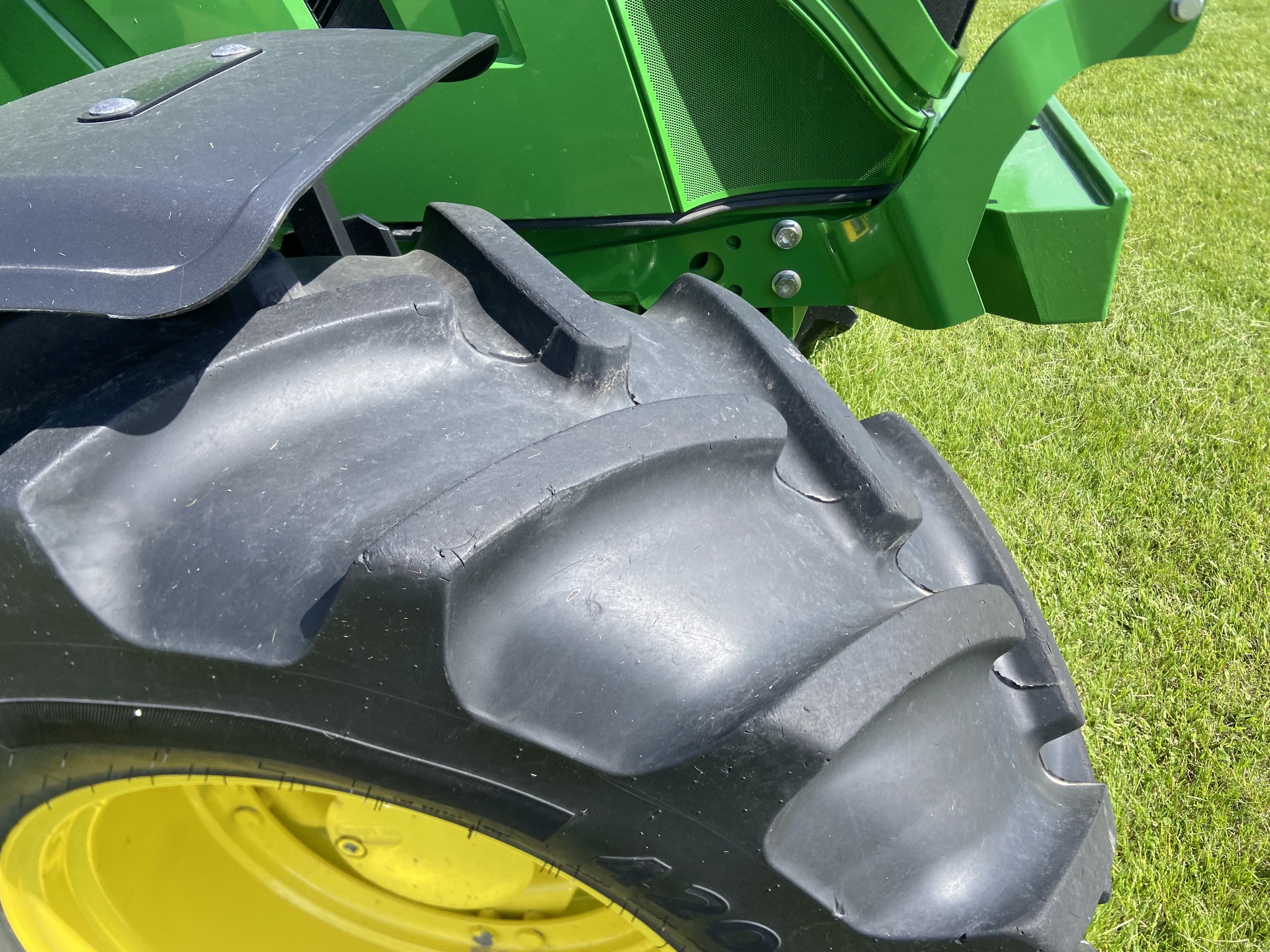  2025 John Deere 6R 130 at Heritage Tractor in Lacon, IL