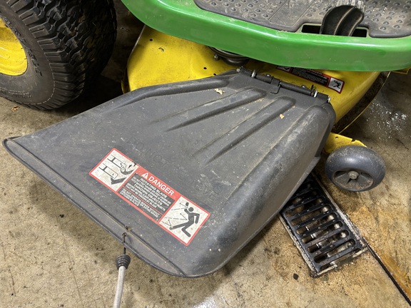 Used 2017 John Deere S240 Lawn & Garden Tractors at Koenig Equipment in Botkins, OH - Photo10