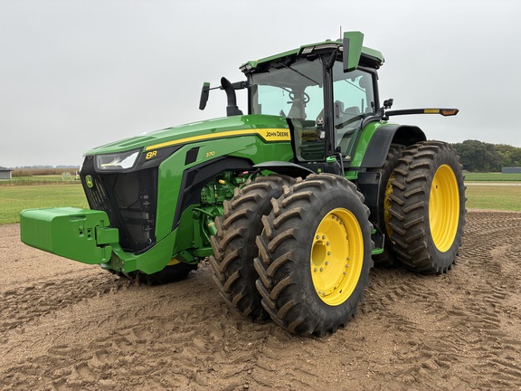  John Deere 8R 370
