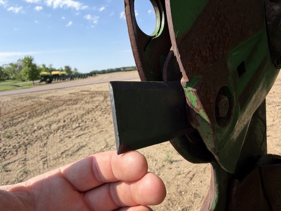 2022 John Deere R990R - Photo14
