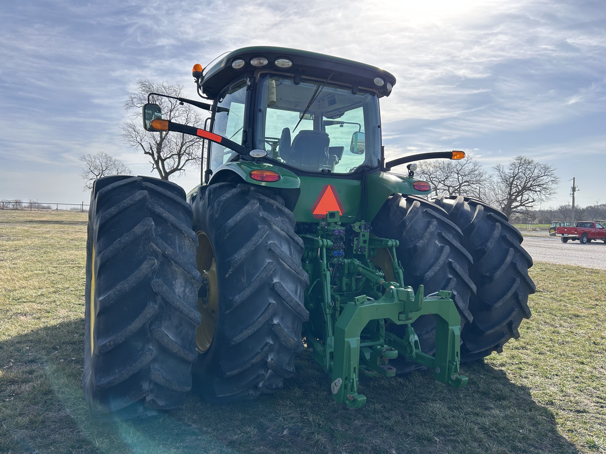  2015 John Deere 8370R at Heritage Tractor in Lockwood, MO
