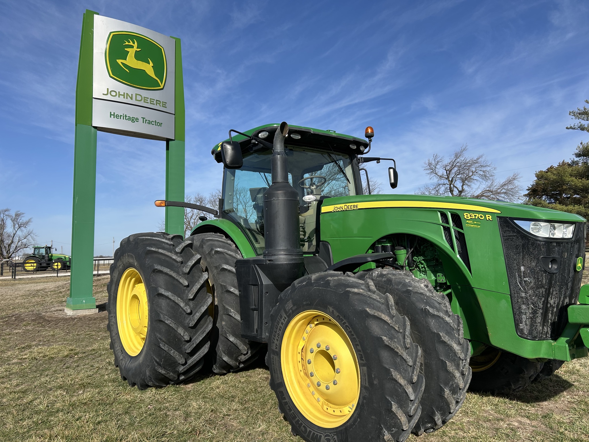  2015 John Deere 8370R at Heritage Tractor in Lockwood, MO