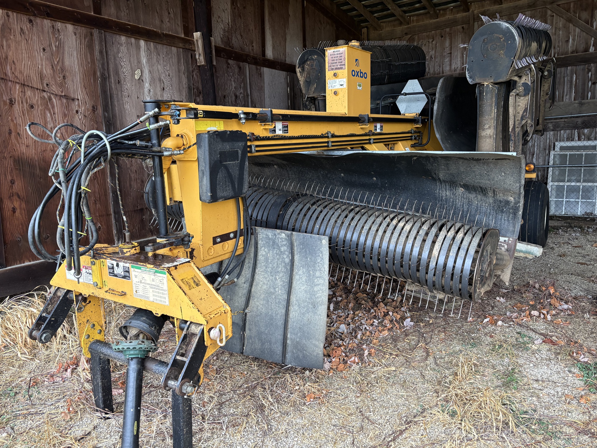 2012 Oxbo 334 Image 1