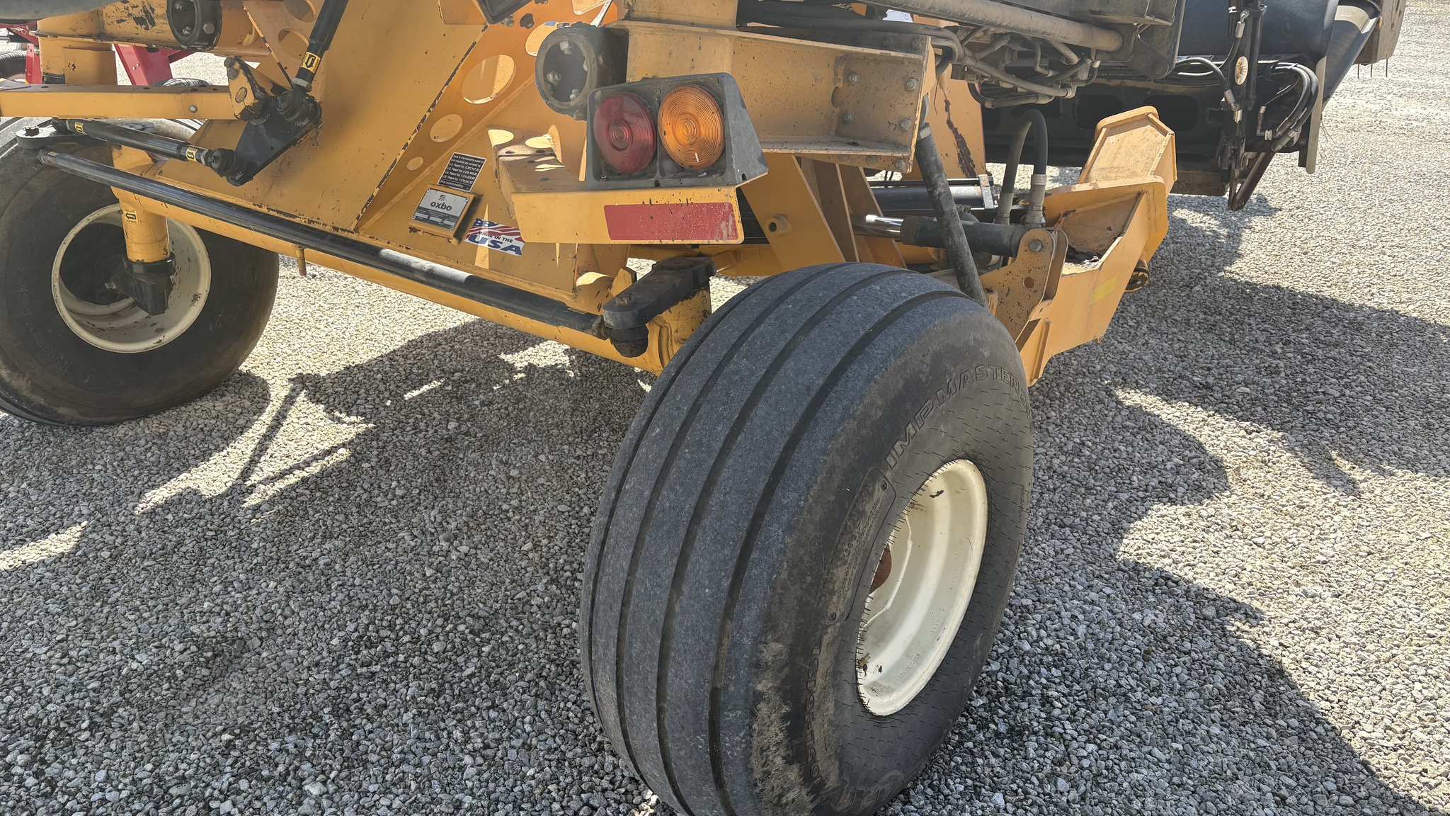 2012 Oxbo 334 Image 10