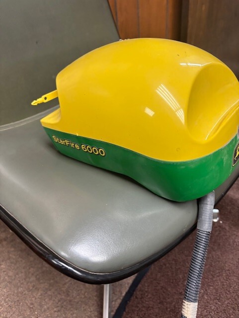 John Deere SF6000 Image 1