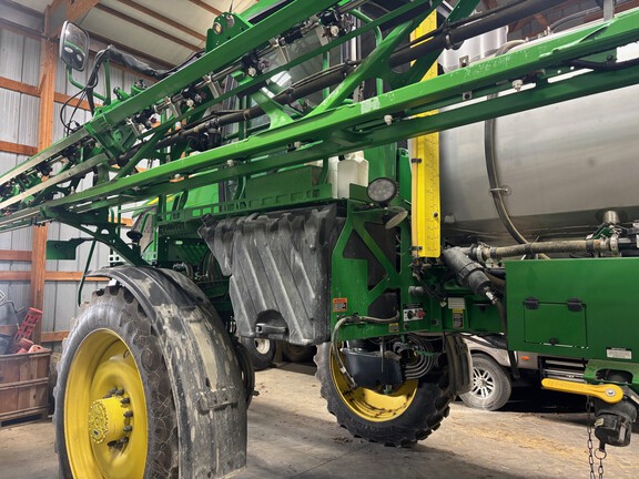 Photo of 2021 John Deere R4030
