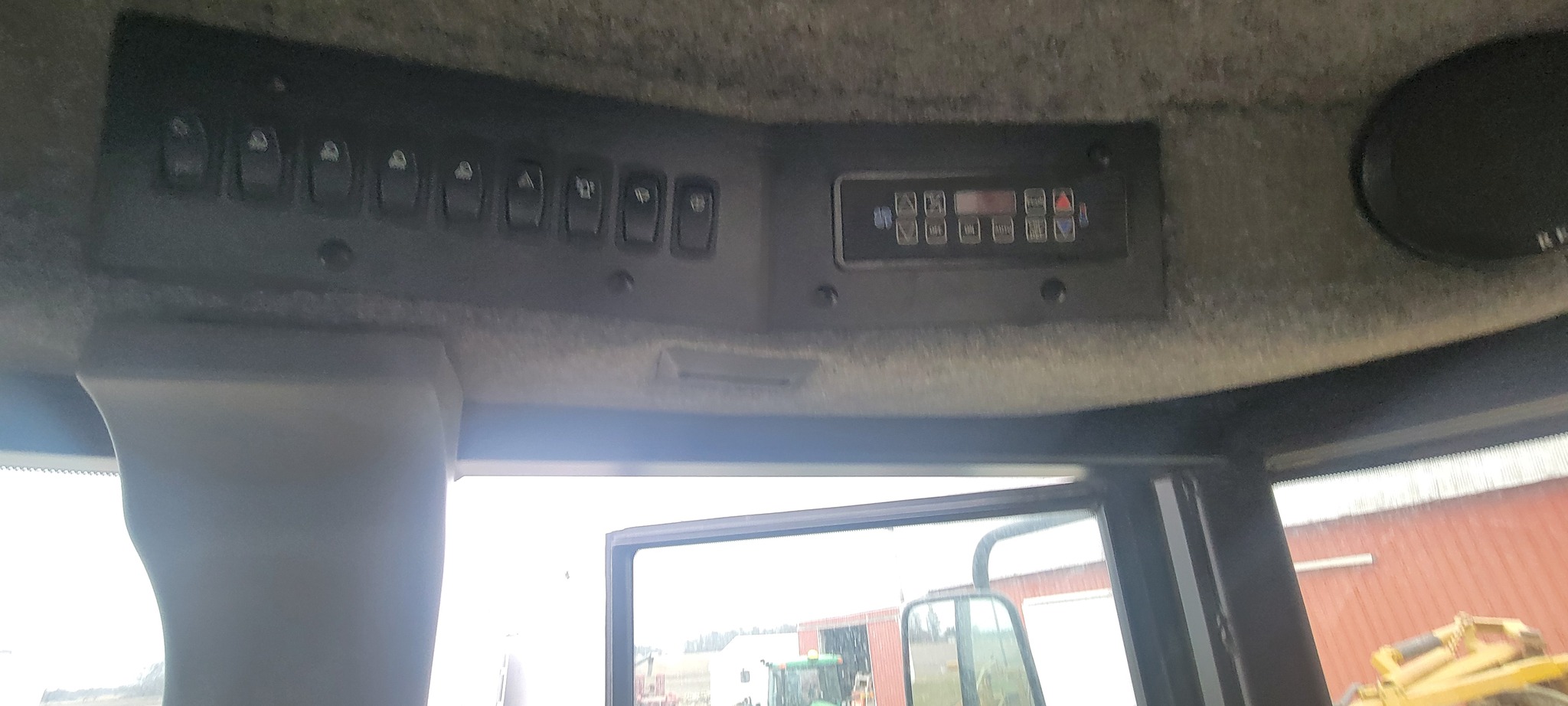 2009 RoGator SSC1084 Image 14