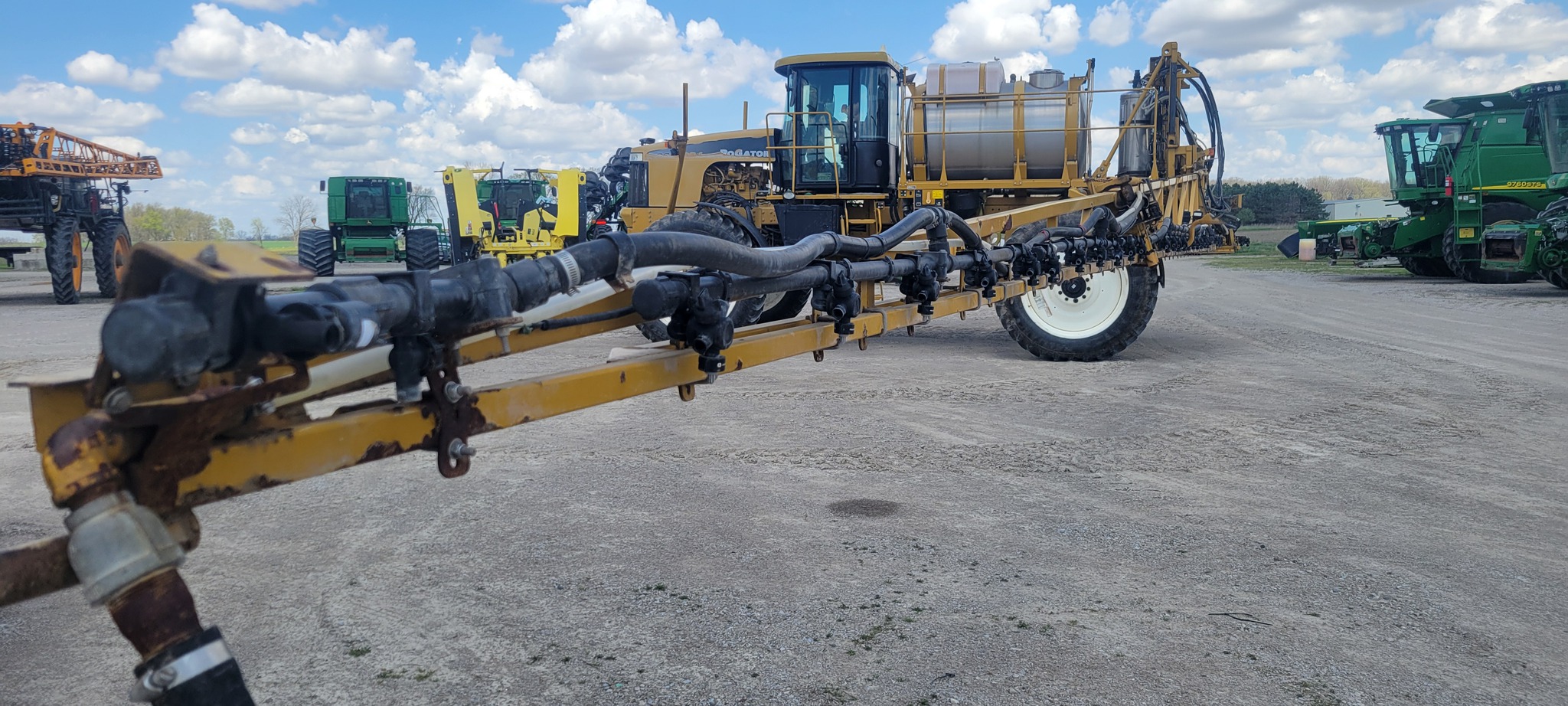 2009 RoGator SSC1084 Image 9