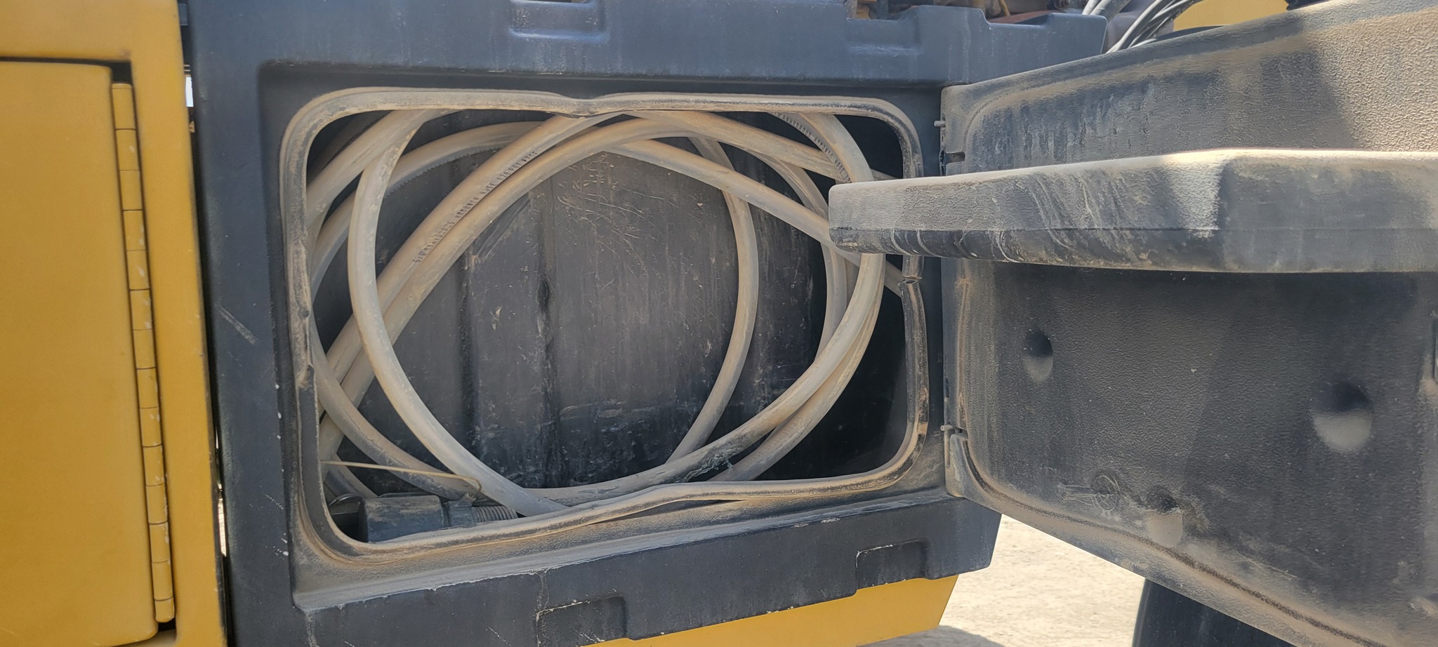 2009 RoGator SSC1084 Image 14