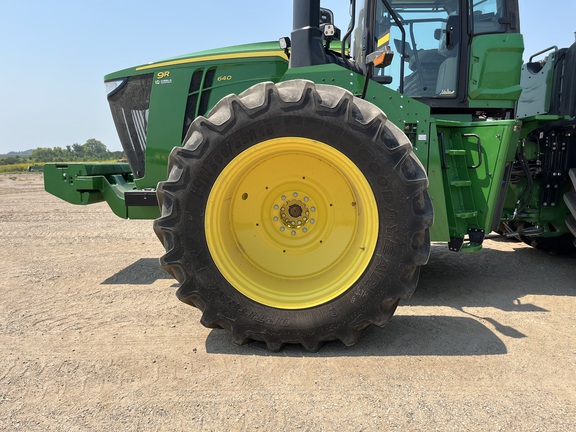 2025 John Deere 9R 640 - Photo9