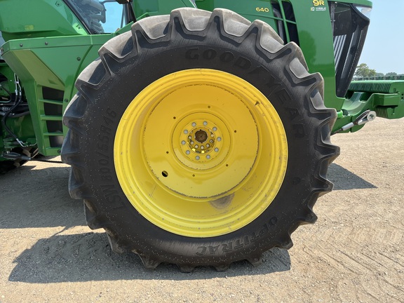 2025 John Deere 9R 640 - Photo13