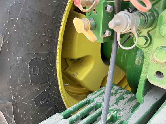 2025 John Deere 9R 640 - Photo28