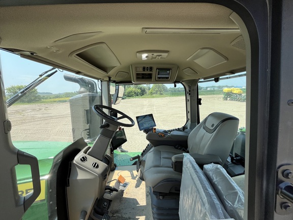 2025 John Deere 9R 640 - Photo41