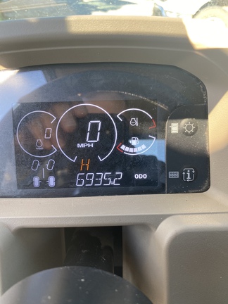 2023 John Deere XUV 835R Photo 8