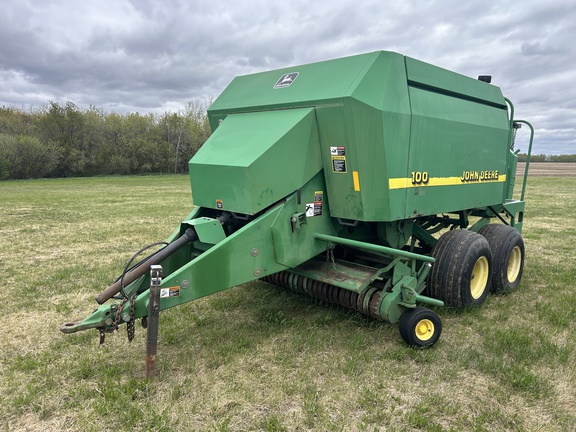 Used 1998 John Deere 100 Square Balers at Horizon Ag & Turf in Barrhead, AB - Photo8