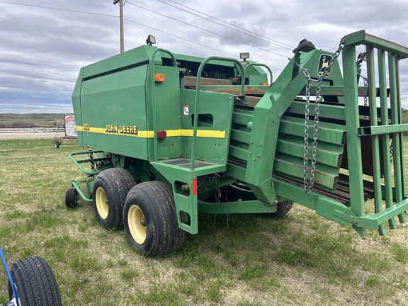 Used 1998 John Deere 100 Square Balers at Horizon Ag & Turf in Barrhead, AB - Photo9
