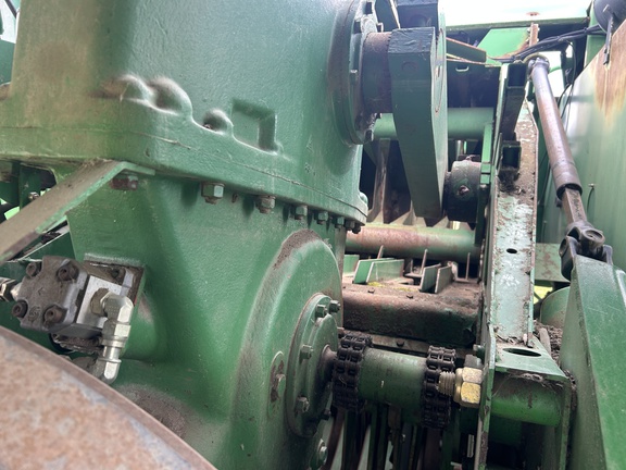 Used 1998 John Deere 100 Square Balers at Horizon Ag & Turf in Barrhead, AB - Photo13
