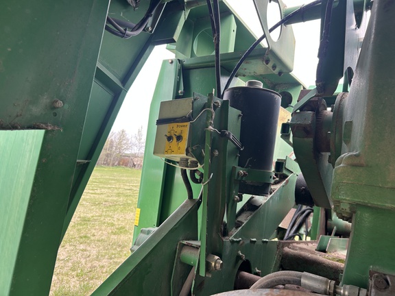 Used 1998 John Deere 100 Square Balers at Horizon Ag & Turf in Barrhead, AB - Photo14