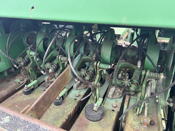 Used 1998 John Deere 100 Square Balers at Horizon Ag & Turf in Barrhead, AB - Photo3