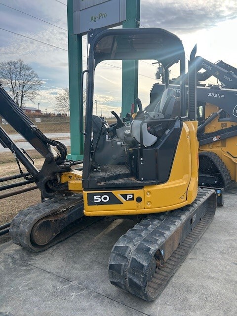 2025 John Deere 50 P Image 3