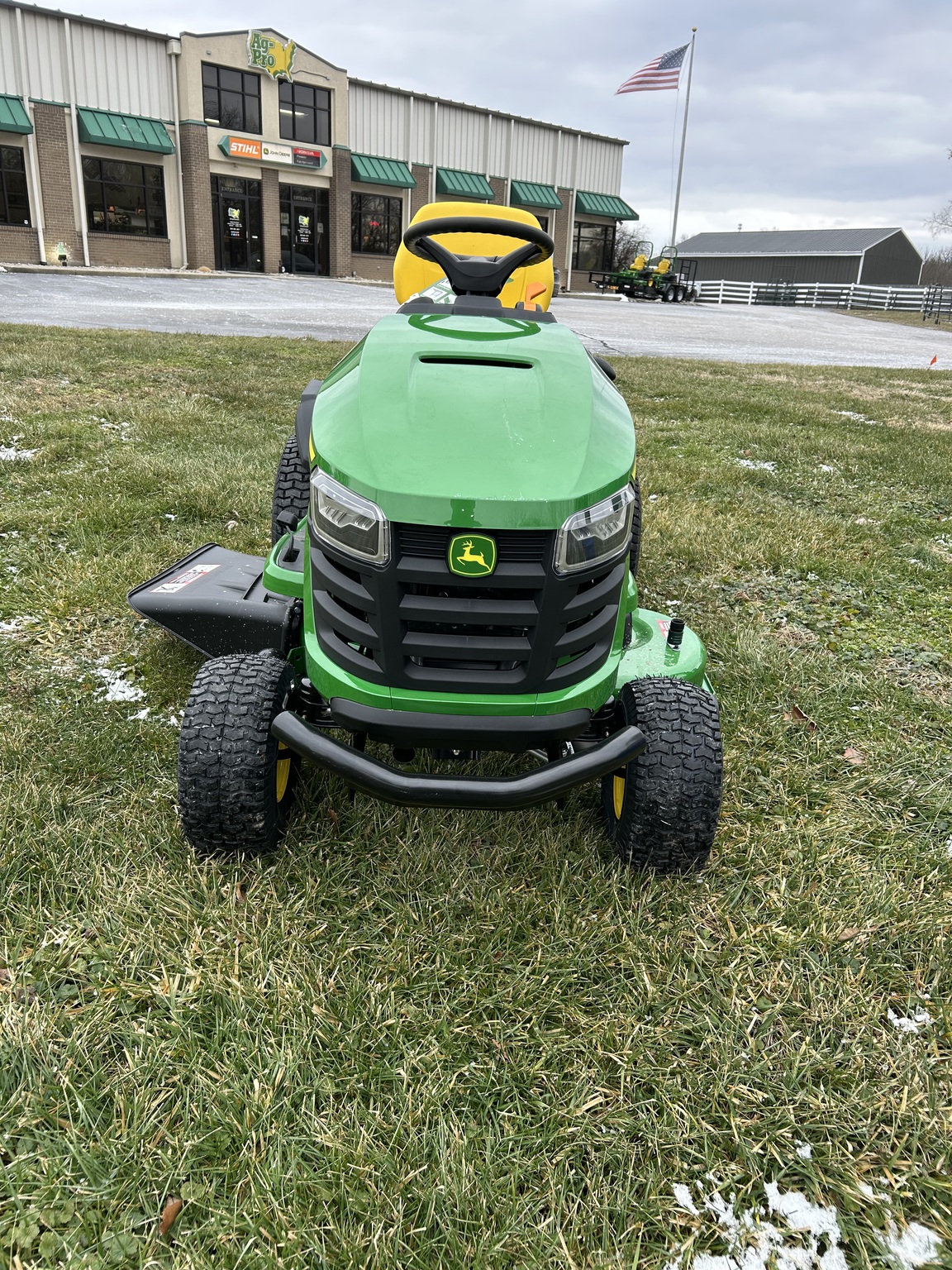 2026 John Deere S130 Image 7