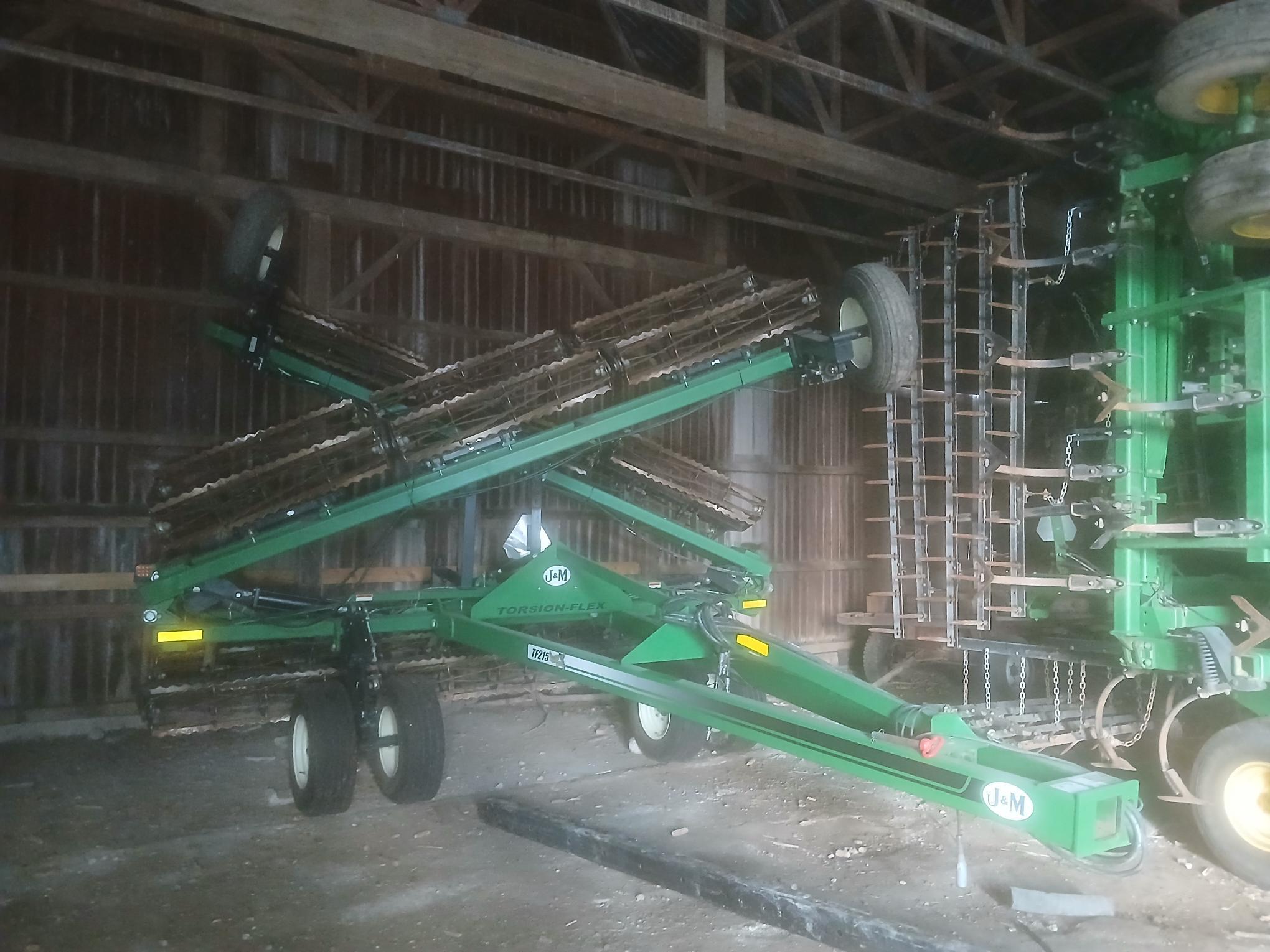 2013 J&M TF215 Image 1