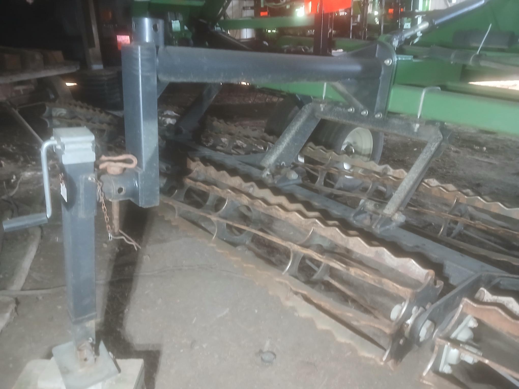 2013 J&M TF215 Image 7