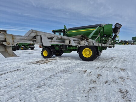 Used 2019 John Deere F4365 Self Propelled Applicators at Horizon Ag & Turf in St. Paul, AB - Photo15