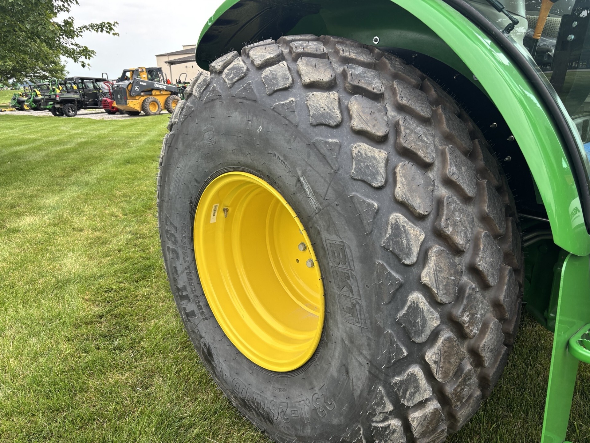 Used 2024 John Deere 5075M Utility Tractors at Koenig Equipment in Urbana, OH - PhotoXL9