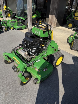 2023 John Deere 652M Photo 2