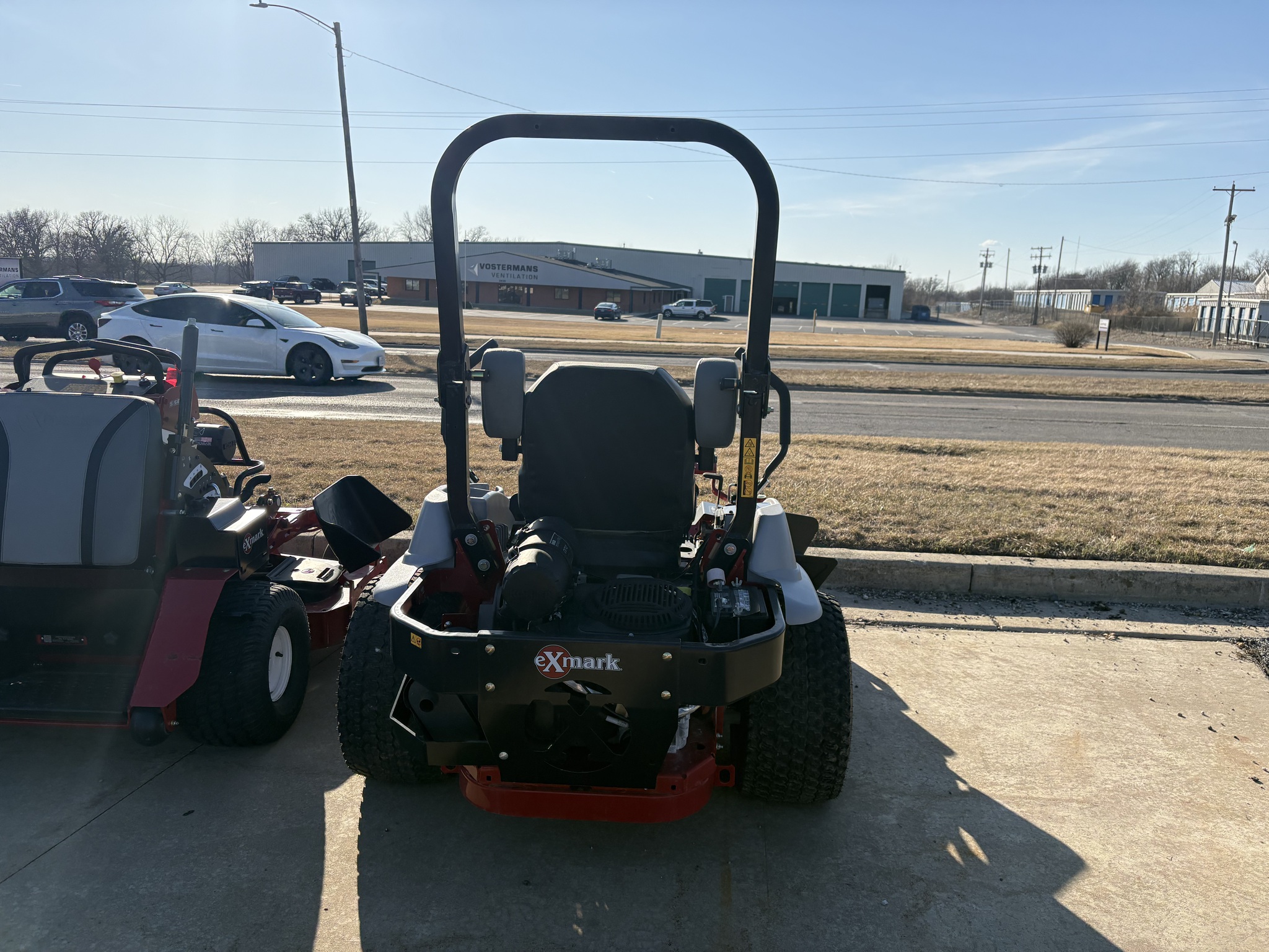  2024 Exmark LZE742GKC604A3 ZERO TURN MOWER at Heritage Tractor in Bloomington, IL