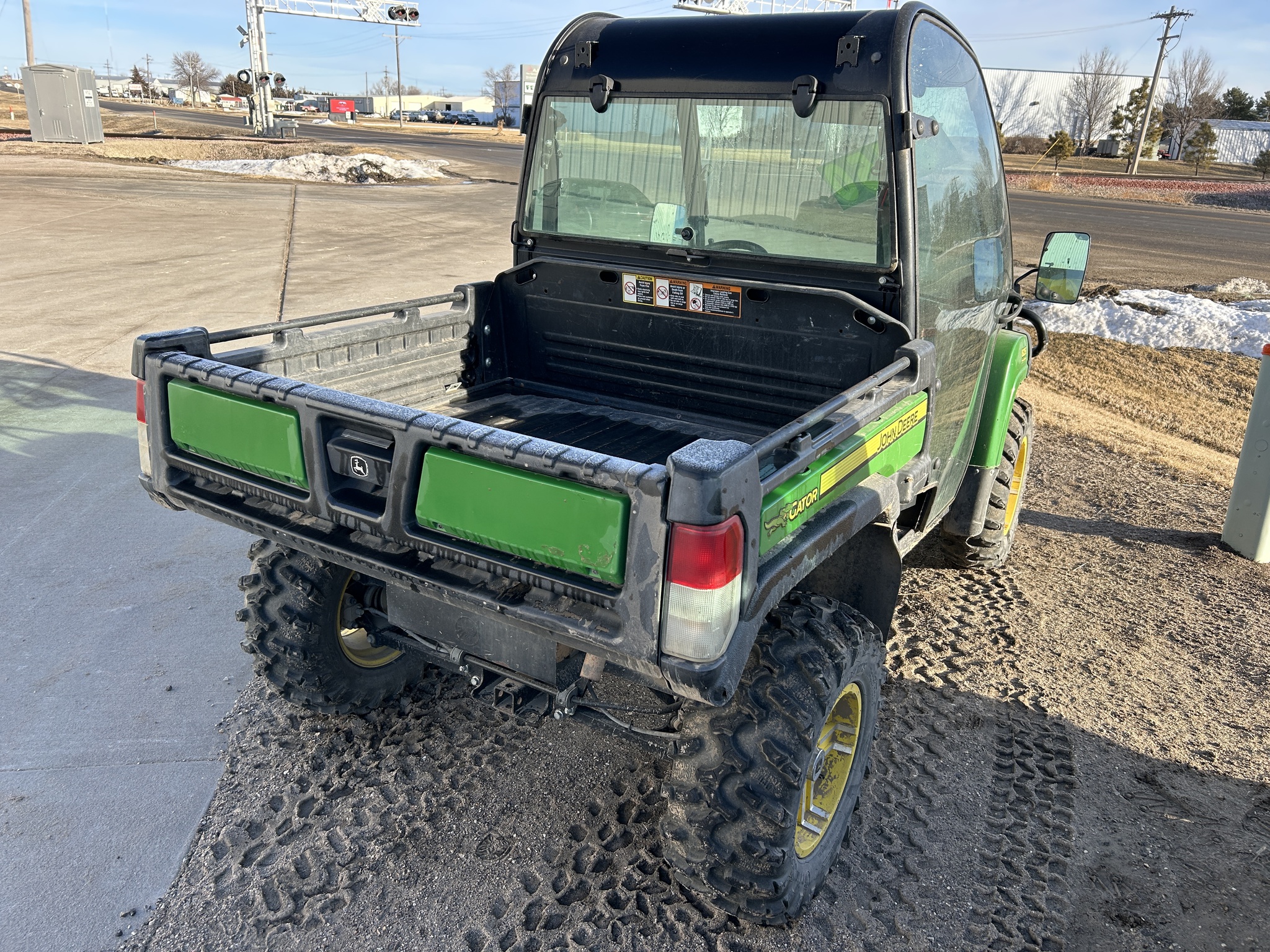 2015 John Deere XUV 825i Power Steering Image 4