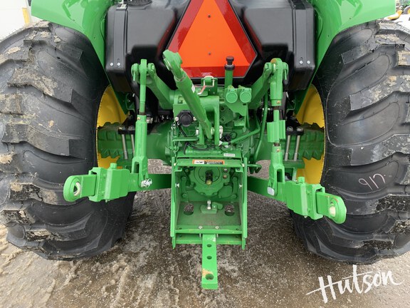 Photo of 2025 John Deere 5060E