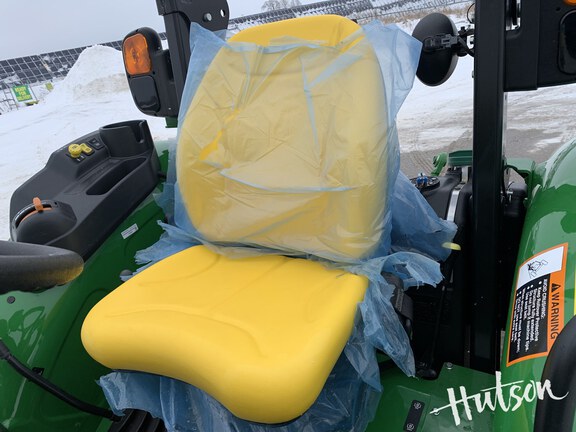Photo of 2025 John Deere 5060E