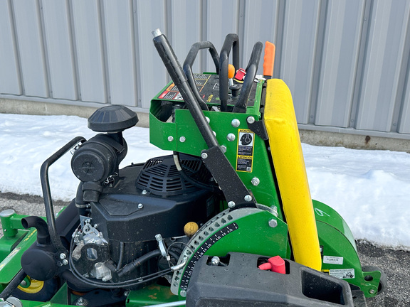 2024 John-Deere Q810E