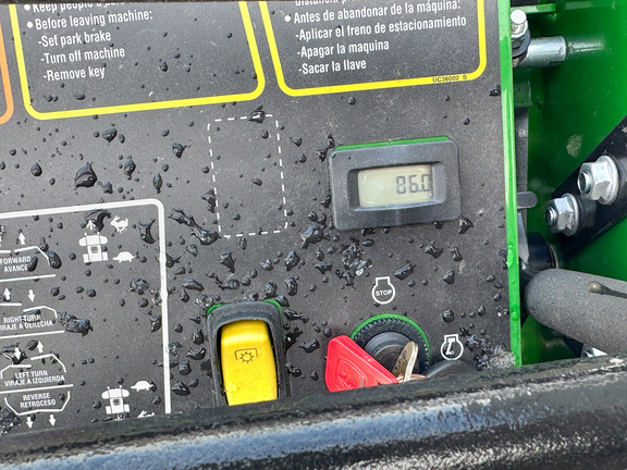 2024 John-Deere Q810E