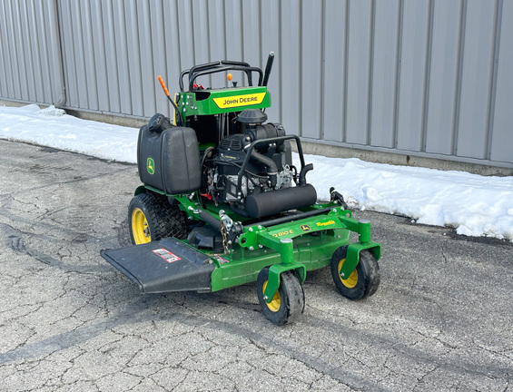 2024 John-Deere Q810E