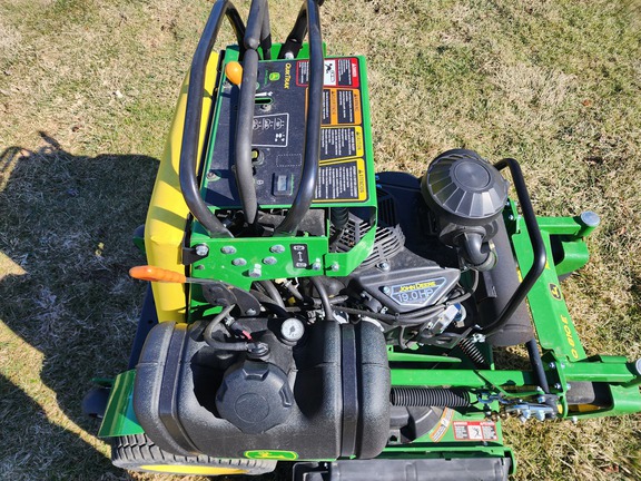2024 John-Deere Q810E