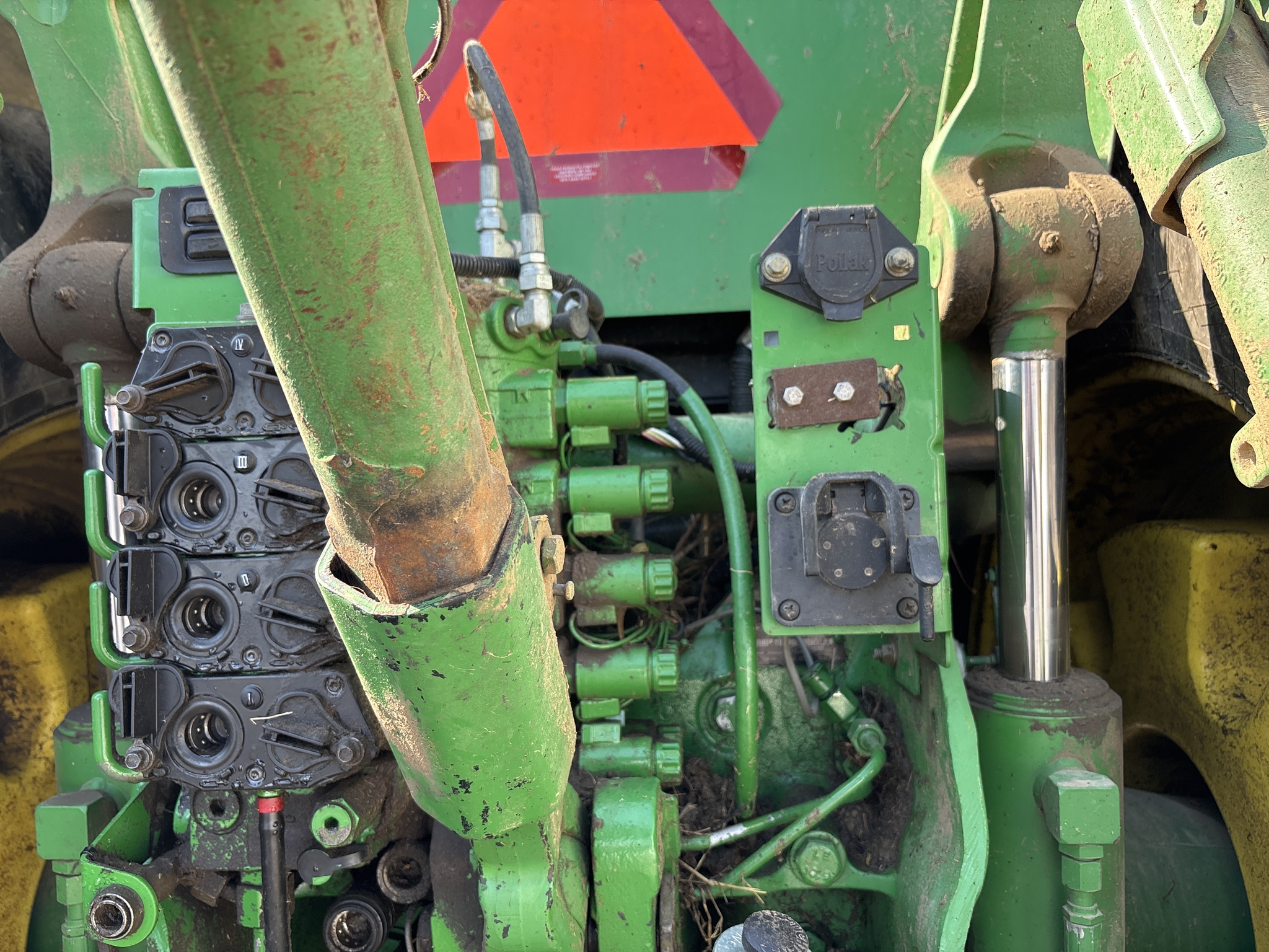 Used 2005 John Deere 8420 Row Crop Tractors at Koenig Equipment in Anna, OH - PhotoXL38