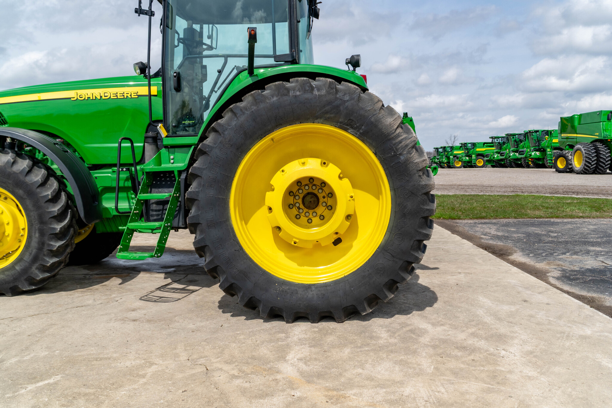 Used 2005 John Deere 8420 Row Crop Tractors at Koenig Equipment in Anna, OH - PhotoXL9