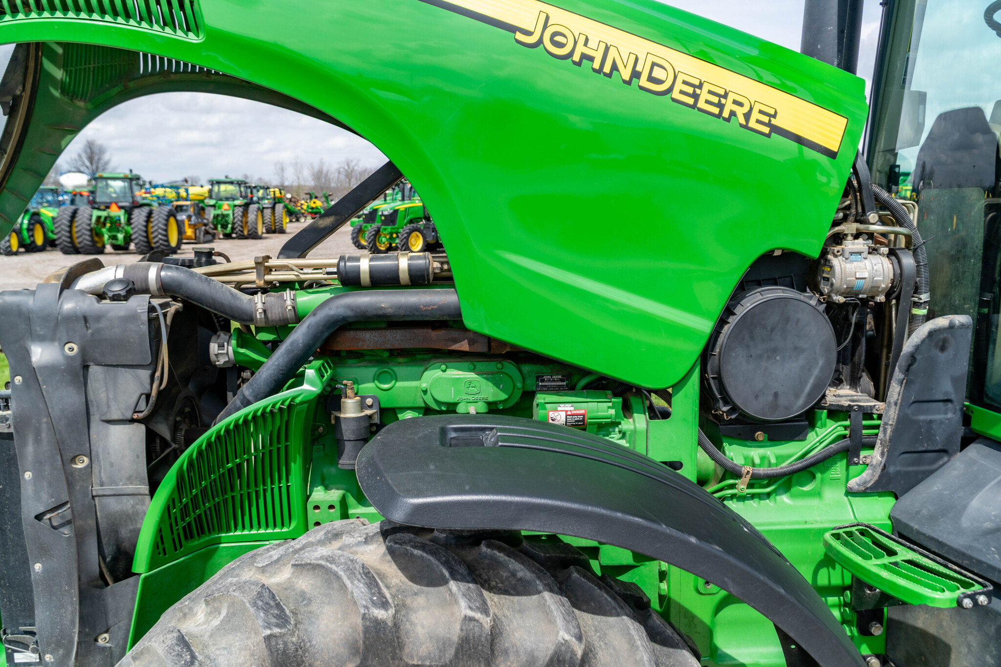 Used 2005 John Deere 8420 Row Crop Tractors at Koenig Equipment in Anna, OH - PhotoXL23