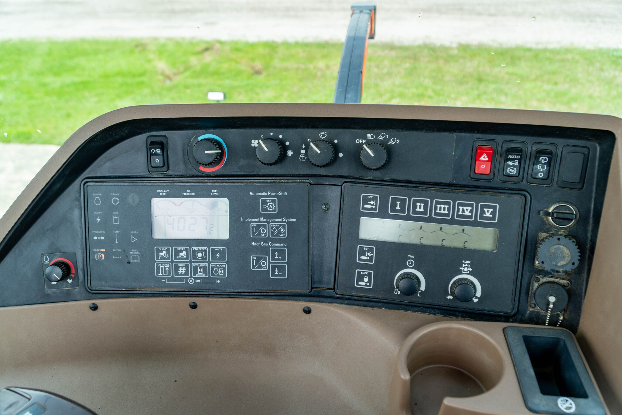 Used 2005 John Deere 8420 Row Crop Tractors at Koenig Equipment in Anna, OH - PhotoXL31