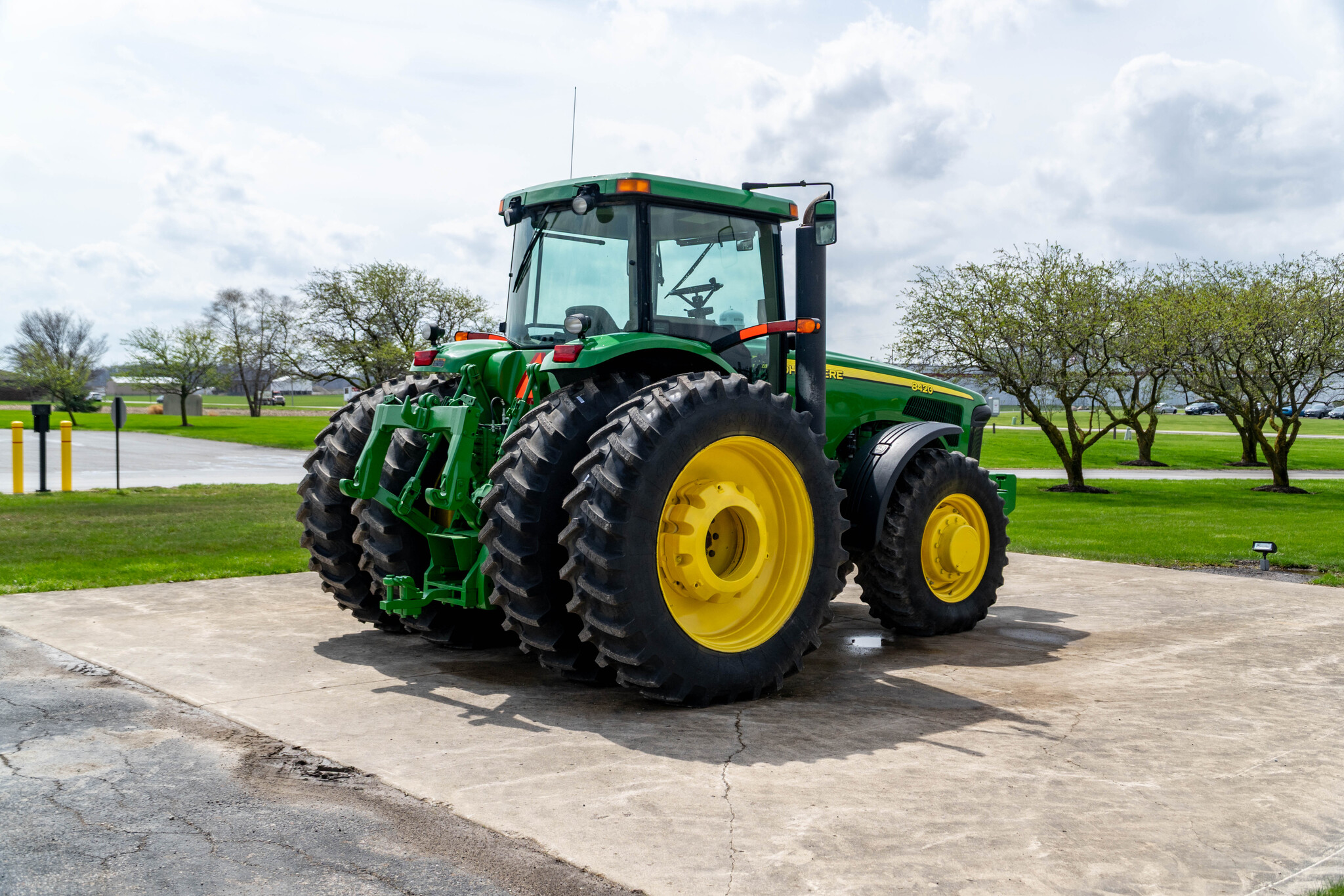 Used 2005 John Deere 8420 Row Crop Tractors at Koenig Equipment in Anna, OH - PhotoXL4