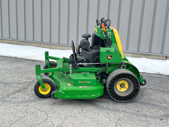 2023 John-Deere 661R