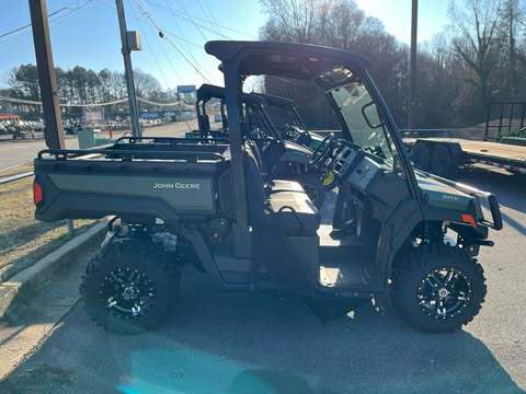 John Deere XUV 845M Image 4