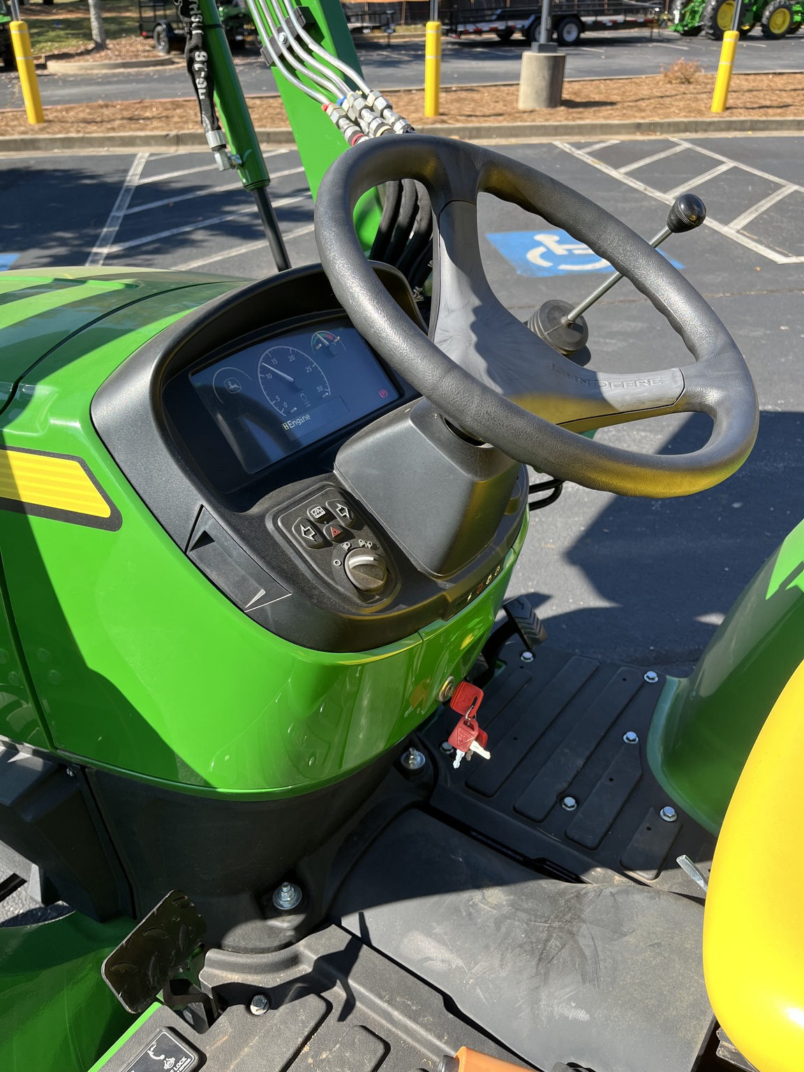 2024 John Deere 3025E Image 2
