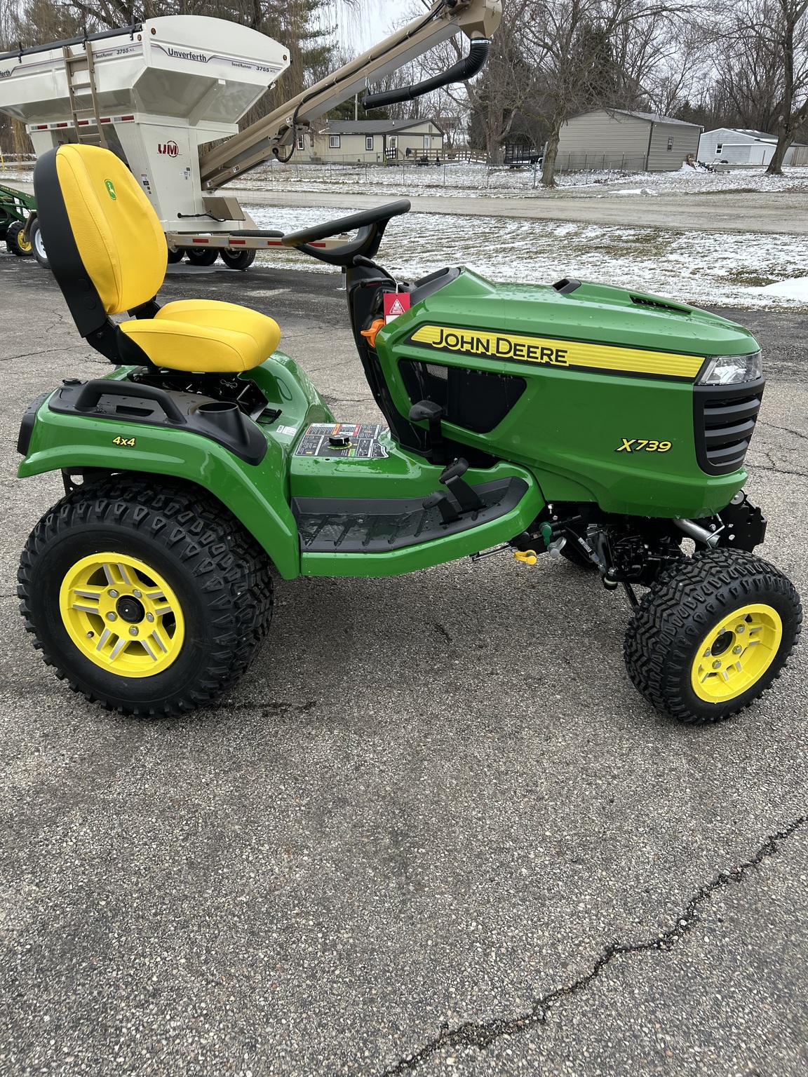 2026 John Deere X739 Image 1