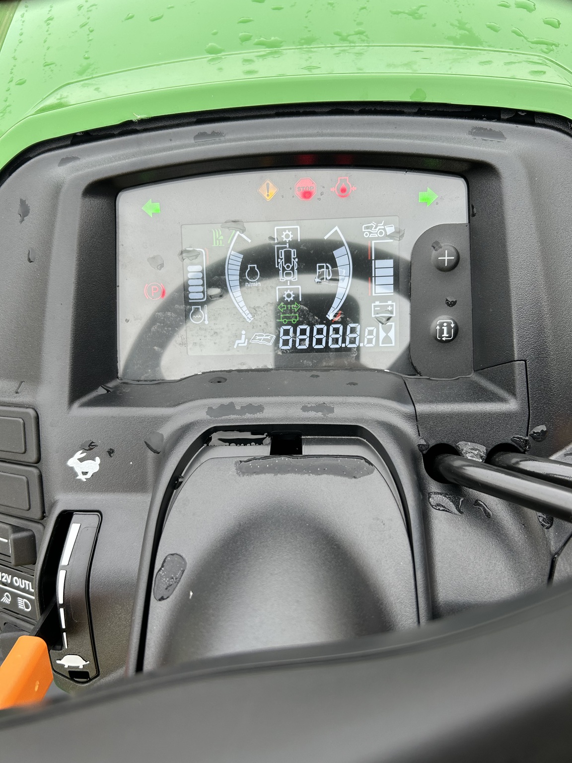 2026 John Deere X739 Image 14