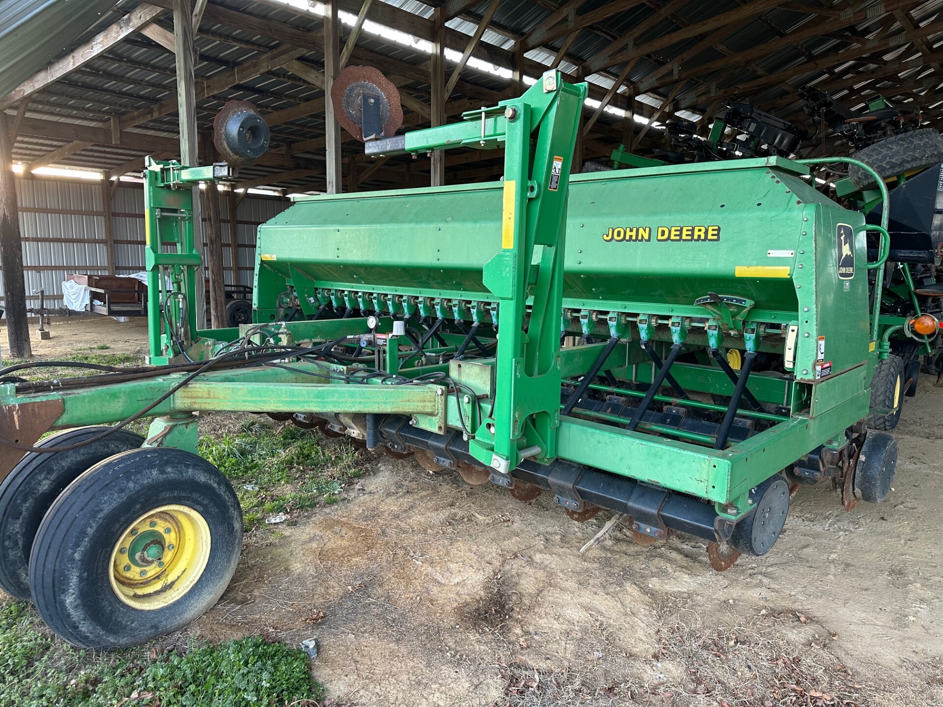 1999 John Deere 1560