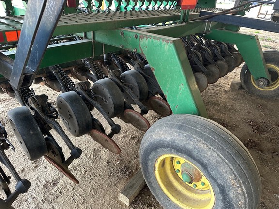 1999 John Deere 1560
